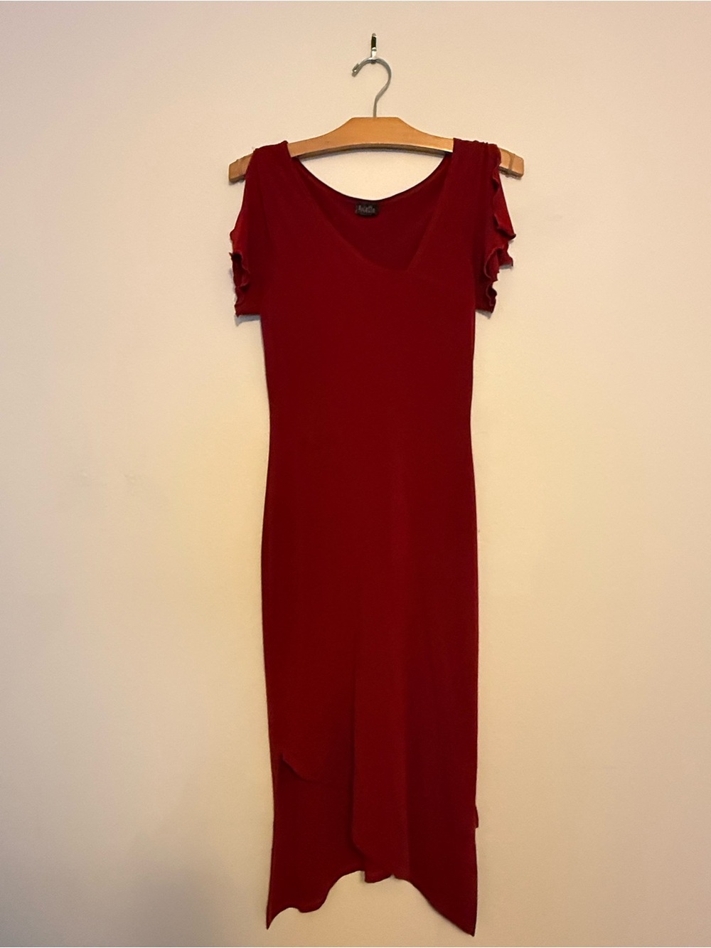 Sleek Red High-Low Cold-Shoulder Dress